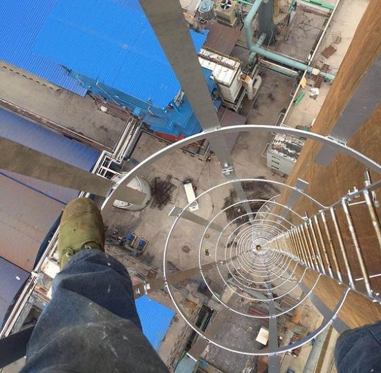 烟囱安装检测平台-烟囱安装转梯施工快安全可靠
